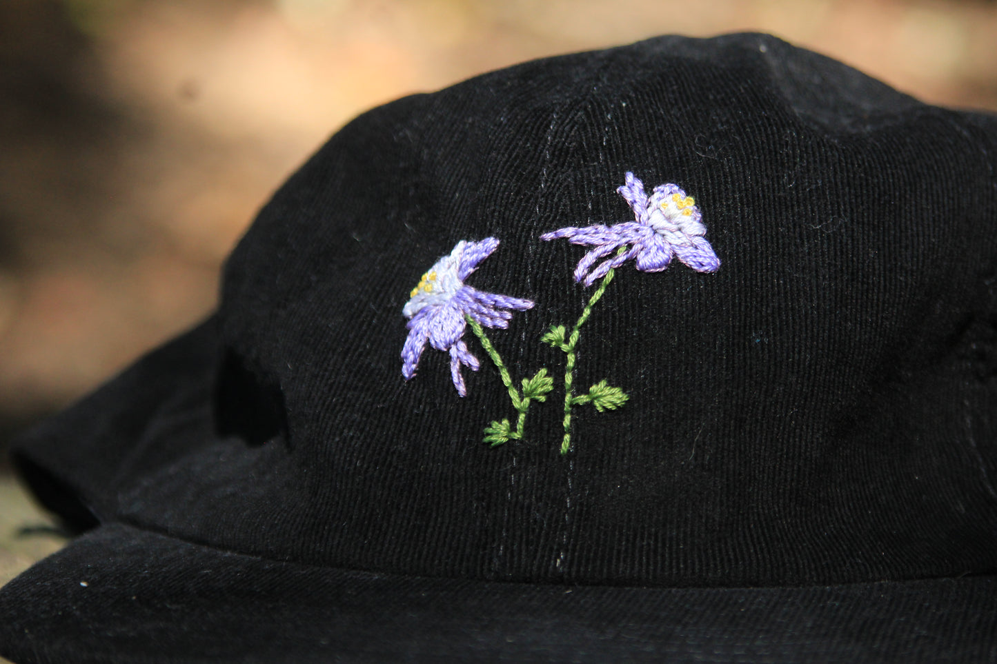 Columbine Hat (black)